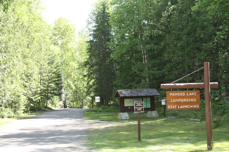 Mahood Lake campground entrance