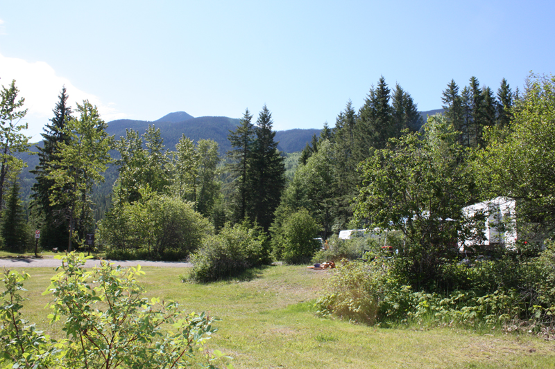 Mahood Lake campsite