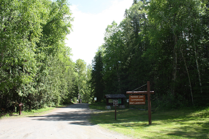 Mahood Lake campground entrance